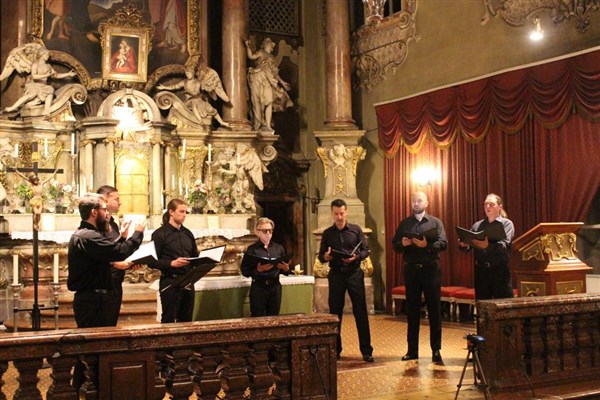 концерт на вокален ансамбъл "Православие" в Пауланеркирхе, Виена